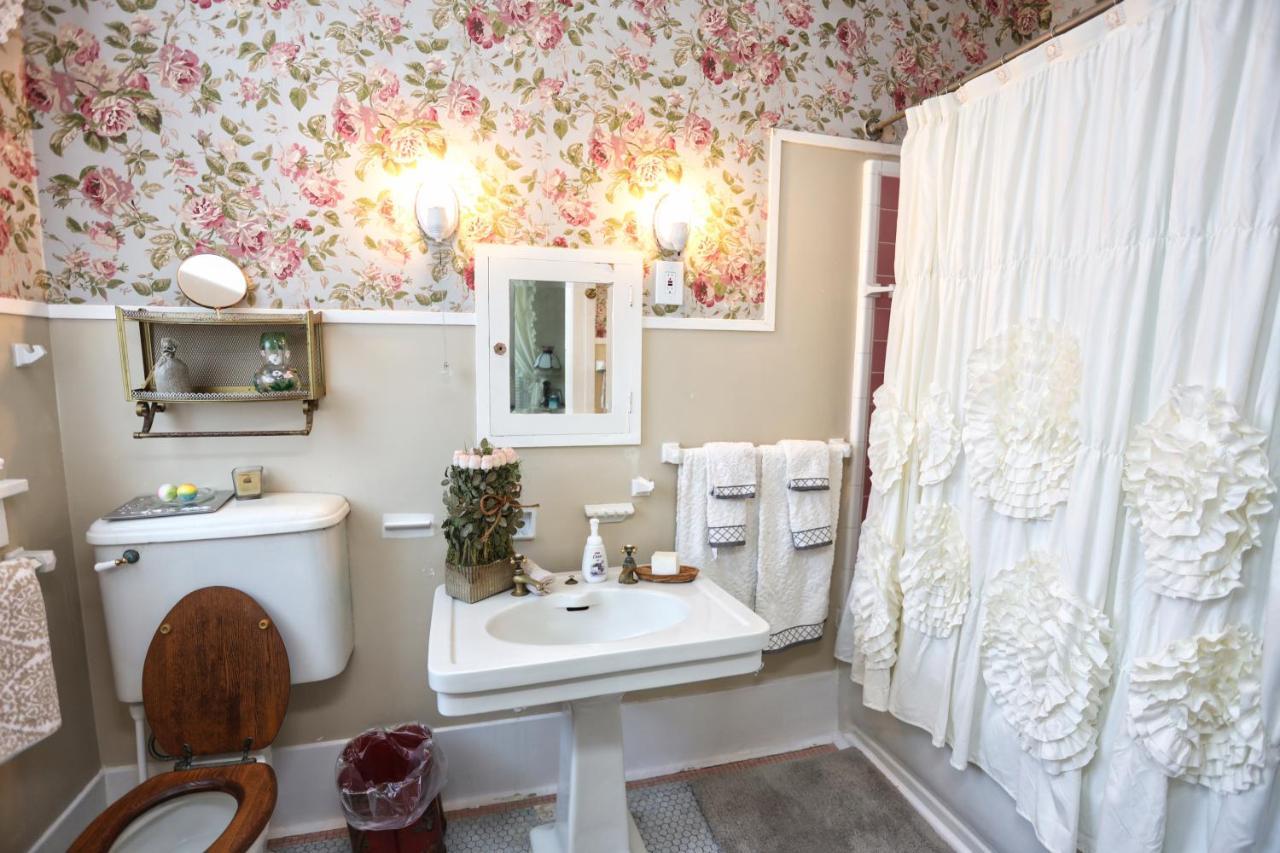 Virginia Point Inn Галвестън Екстериор снимка